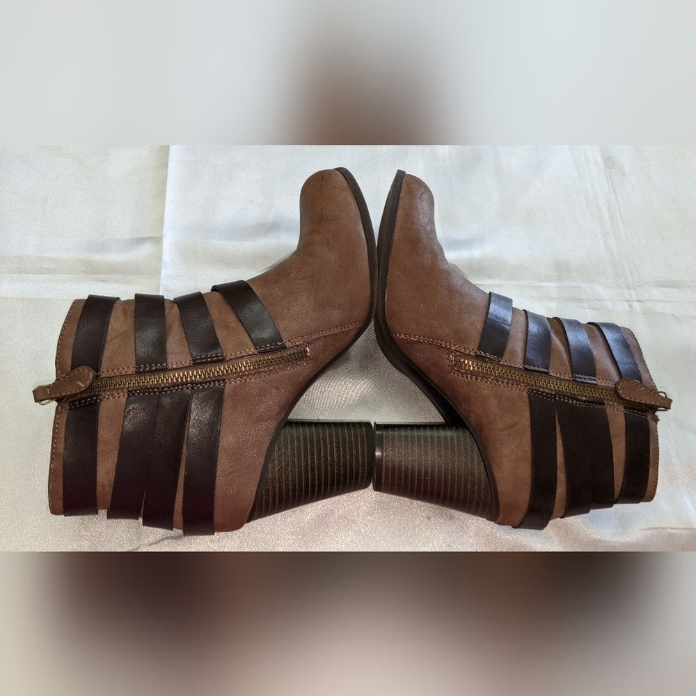 Madden Girl Deluxxxe Women's Strappy Ankle Boots Size 7.5M Zip Closure Brown - Picture 7 of 10